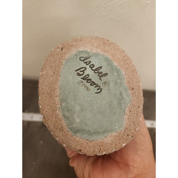 Isabel Bloom Cat Sitting On Pillow Signed Sculpture Glass Eyes 1990 Vintage - Picture 5 of 5